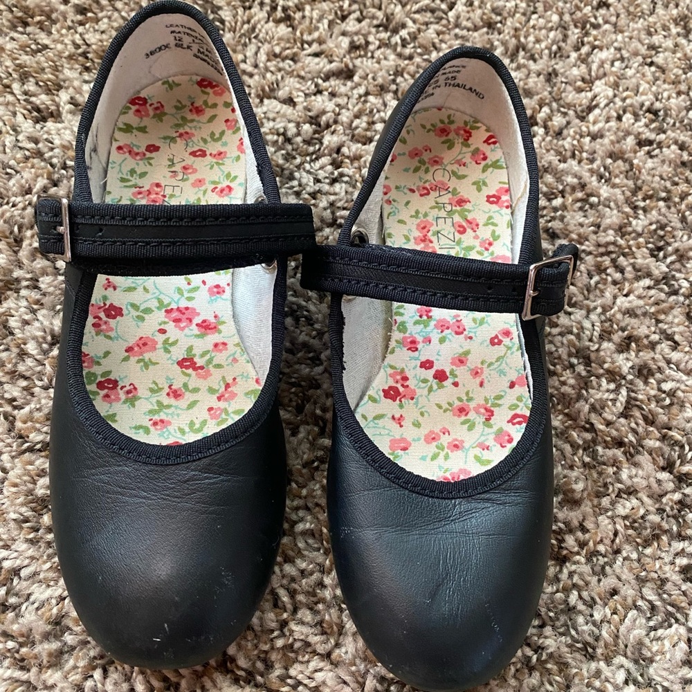 Size 12.5 Girls Tap shoes